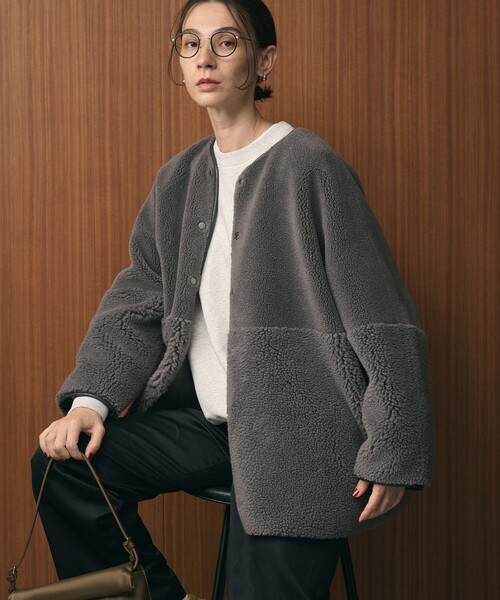 BEAUTY&YOUTH UNITED ARROWS(ビューティーアンドユースユナイテッドアローズ)の「【WEB限定】ボア×フェイクムートン リバーシブルジャケット(その他アウター・レディース・ダークグレー/ダークブラウン/ブラック/オフホワイト・S/M)」の17枚目の写真