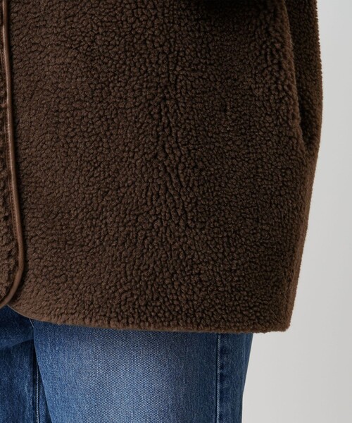 BEAUTY&YOUTH UNITED ARROWS(ビューティーアンドユースユナイテッドアローズ)の「【WEB限定】ボア×フェイクムートン リバーシブルジャケット(その他アウター・レディース・ダークグレー/ダークブラウン/ブラック/オフホワイト・S/M)」の7枚目の写真