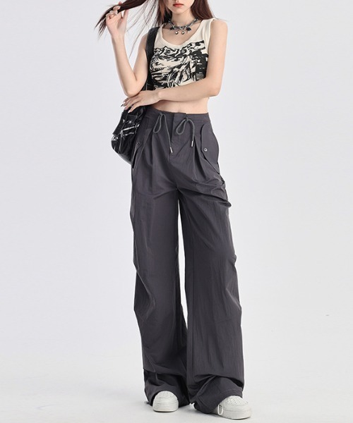 cammie（キャミー）の「裾タックデザインナイロンパンツ（その他パンツ・レディース・ダークグレー/グレー/ブラック・LARGE/MEDIUM）」の14枚目の写真
