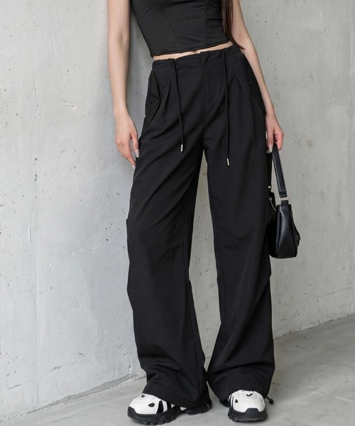 cammie（キャミー）の「裾タックデザインナイロンパンツ（その他パンツ・レディース・ダークグレー/グレー/ブラック・LARGE/MEDIUM）」の22枚目の写真