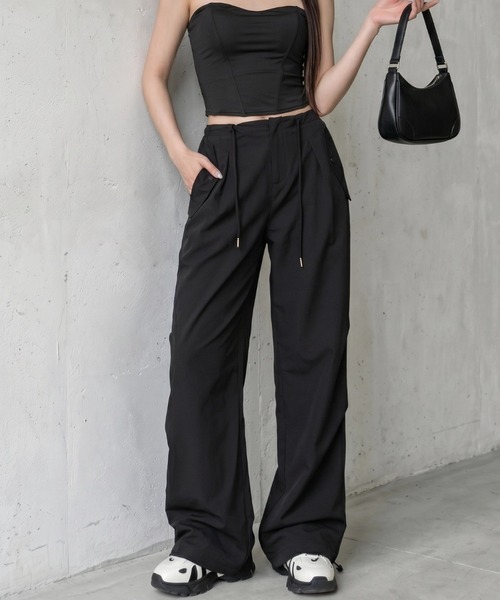 cammie（キャミー）の「裾タックデザインナイロンパンツ（その他パンツ・レディース・ダークグレー/グレー/ブラック・LARGE/MEDIUM）」の21枚目の写真