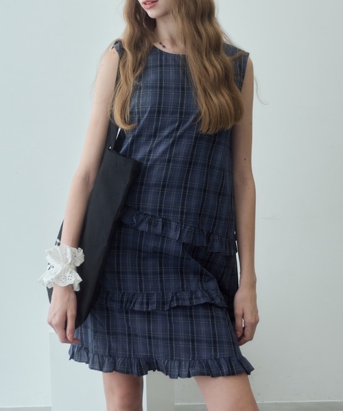 Birthday room（バースデイルーム）の「チェックノースリーブミディ丈ワンピース/check midi one-piece（ワンピース・レディース・ネイビー・FREE）」の9枚目の写真