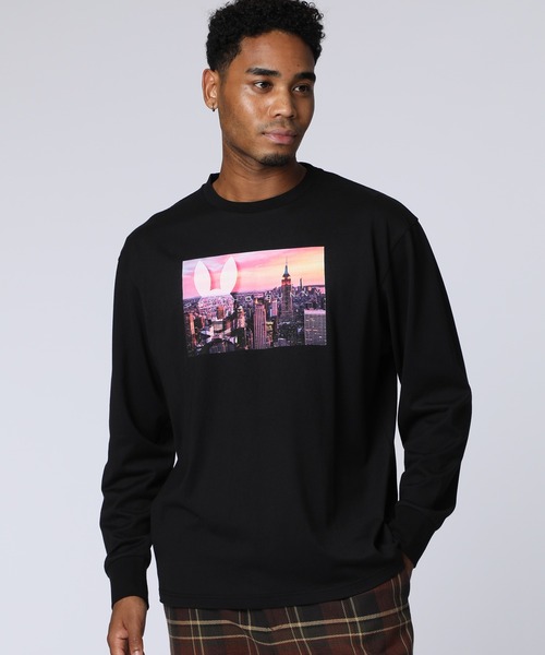 Psycho Bunny(サイコバニー)の「フォトプリント ロングスリーブTシャツ(Tシャツ/カットソー・メンズ・ホワイト/ブラック・SMALL/MEDIUM/LARGE/X-LARGE)」の2枚目の写真