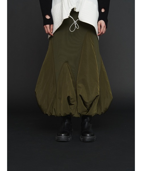 UN3D.（アンスリード）の「PADDED HEM FRONT-ZIP SK / パデッドヘムフロントジップスカート（スカート・レディース・キャメル/ブラック/カーキ・36/38）」の20枚目の写真