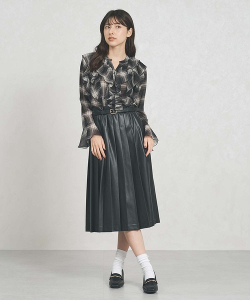 31 Sons de mode（トランテアン　ソン　ドゥ　モード）の「2025秋冬新作 ベルト付きミディプリーツスカート（スカート・レディース・ブラウン系/ブラック/ベージュ・M/S）」の19枚目の写真