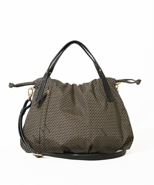 SAC'S BARJean（サックスバージーン）の「【VISONA/ヴィソナ】 HAND BAG（ハンドバッグ・レディース・ブルー/ベージュ系その他/グレイッシュベージュ/レッド/ブラック/スカイブルー・FREE）」の2枚目の写真