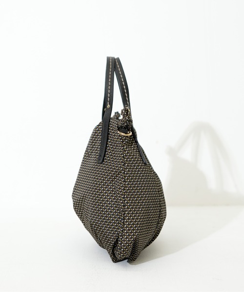 SAC'S BARJean（サックスバージーン）の「【VISONA/ヴィソナ】 HAND BAG（ハンドバッグ・レディース・ブルー/ベージュ系その他/グレイッシュベージュ/レッド/ブラック/スカイブルー・FREE）」の17枚目の写真