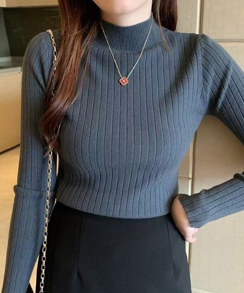 Beststore（ベストストア）の「【新色追加】ボトルネックワイド　リブニット プルオーバー ハイゲージ　オンカジ 着回し 柔らかい 暖かい オフィスカジュアル 上品 きれいめ（ニット/セーター・レディース・グレー/ブラック/ベージュ/ホワイト/ブラウン/ライトベージュ/マスタード/ローズ/ブルー・FREE）」の13枚目の写真
