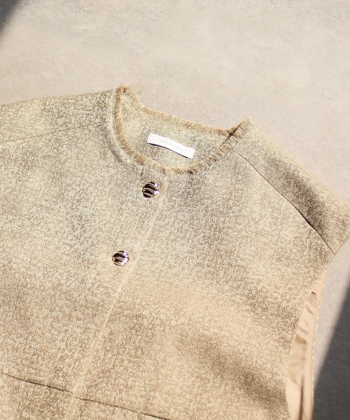 CHIGNON(シニヨン)の「(CHIGNON)TWEED SHORT VEST(ベスト・レディース・ベージュ/ブラック・ONE SIZE)」の14枚目の写真