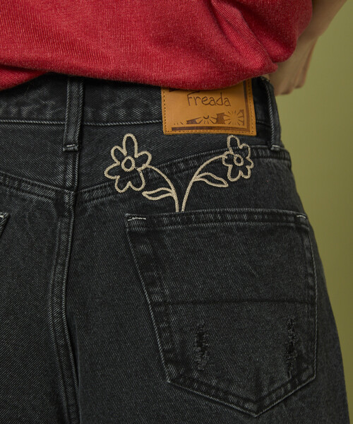 Freada（フリーダ）の「Freada/フリーダ チェーンステッチ ワイドデニム（デニムパンツ・レディース・ブラック/ブルー・ONE SIZE）」の19枚目の写真