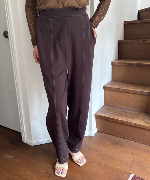 FUULLY STUDIO(フーリィーステューディオ)の「配色ステッチコクーンパンツ(スウェットパンツ・レディース・ブラウン/グレー/チャコールグレー・FREE)」の20枚目の写真