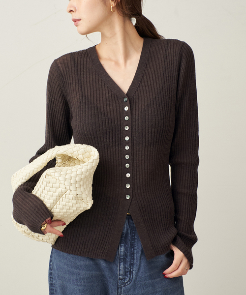 plage(プラージュ)の「RIB BUTTON カーディガン(カーディガン/ボレロ・レディース・グレー/ブラウン・FREE)」の19枚目の写真