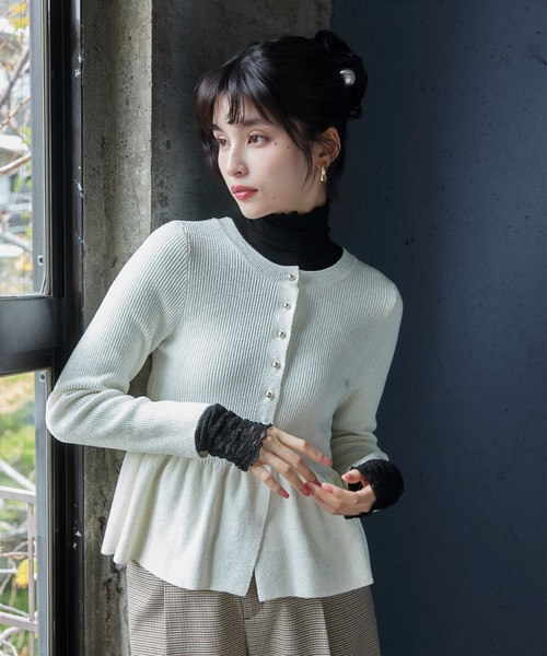 VIS(ビス)の「ペプラム切替モールニットカーディガン/イージーケア(カーディガン/ボレロ・レディース・チャコールグレー/サックスブルー/ホワイト系その他/イエロー系その他2/ダークブラウン・FREE)」の8枚目の写真