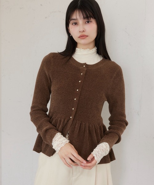 VIS(ビス)の「ペプラム切替モールニットカーディガン/イージーケア(カーディガン/ボレロ・レディース・チャコールグレー/サックスブルー/ホワイト系その他/イエロー系その他2/ダークブラウン・FREE)」の16枚目の写真