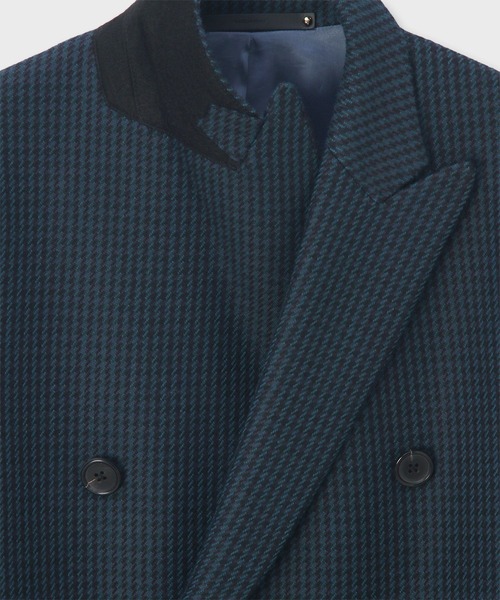 Paul Smith(ポールスミス)の「クラシックチェック ダブルチェスターコート / 253121 224P(チェスターコート・メンズ・ネイビー・MEDIUM/LARGE)」の2枚目の写真