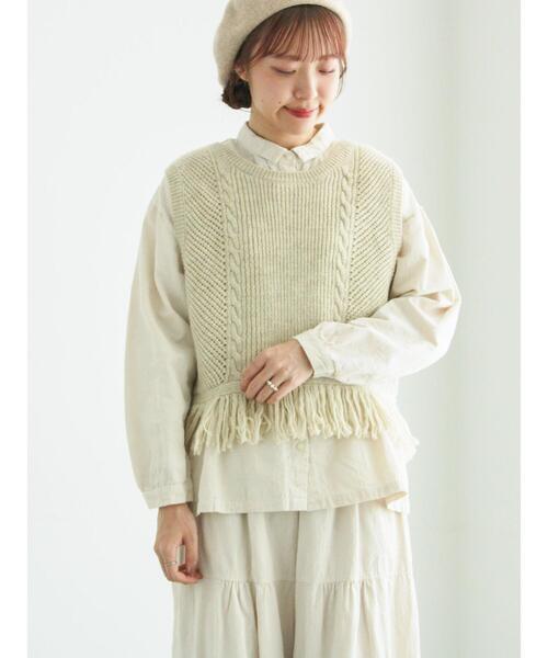 TSUHARU by Samansa Mos2（ツハルバイサマンサモスモス）の「裾フリンジ前後着ニットベスト（ベスト・レディース・ベージュ/ブラウン/ブラック・F）」の3枚目の写真