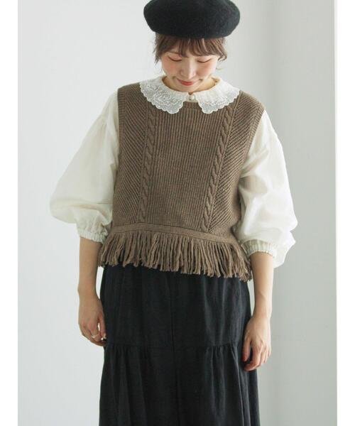 TSUHARU by Samansa Mos2（ツハルバイサマンサモスモス）の「裾フリンジ前後着ニットベスト（ベスト・レディース・ベージュ/ブラウン/ブラック・F）」の5枚目の写真