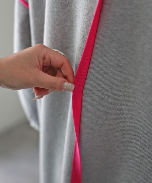 Riberry（リベリー）の「配色ニットロングワンピース（ワンピース・レディース・ブラック/グレー/ライトグレー・MEDIUM）」の8枚目の写真