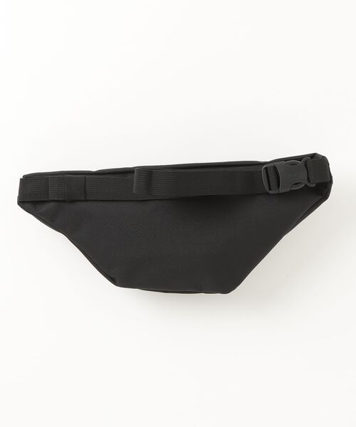 JANSPORT（ジャンスポーツ）の「ジャンスポーツ  SWING WAISTPACK_スウィングウエストパック_ブラック（ボディバッグ/ウエストポーチ・レディース・その他・ONE SIZE）」の2枚目の写真