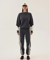 ARAMINTA JAMES（アラミンタジェームス）の「SPLICE SWEATSHIRT（スウェット）」