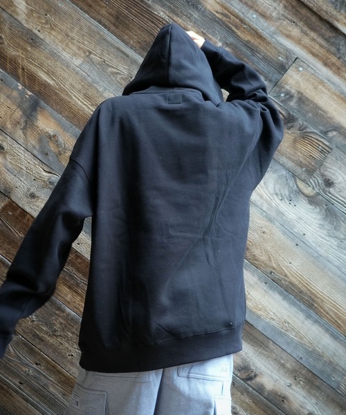 RVCA（ルーカ）の「RVCA メンズ BIG RVCA FADE HD パーカー 【2025年秋冬モデル】 @autumn/ルーカロゴプルオーバーパーカー・フーディー（パーカー・メンズ・ブラック/ヘザーグレー/チャコール/ホワイト系その他/ホワイト・SMALL/MEDIUM/LARGE/X-LARGE）」の15枚目の写真