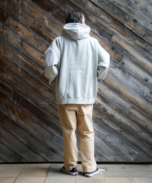 RVCA（ルーカ）の「RVCA メンズ BIG RVCA FADE HD パーカー 【2025年秋冬モデル】 @autumn/ルーカロゴプルオーバーパーカー・フーディー（パーカー・メンズ・ブラック/ヘザーグレー/チャコール/ホワイト系その他/ホワイト・SMALL/MEDIUM/LARGE/X-LARGE）」の18枚目の写真