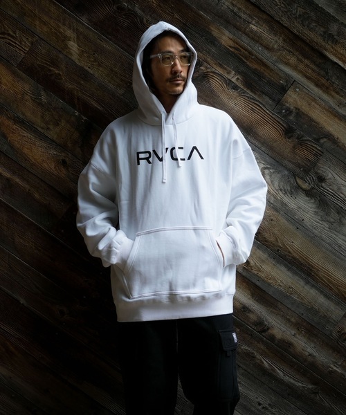 RVCA（ルーカ）の「RVCA メンズ BIG RVCA FADE HD パーカー 【2025年秋冬モデル】 @autumn/ルーカロゴプルオーバーパーカー・フーディー（パーカー・メンズ・ブラック/ヘザーグレー/チャコール/ホワイト系その他/ホワイト・SMALL/MEDIUM/LARGE/X-LARGE）」の7枚目の写真