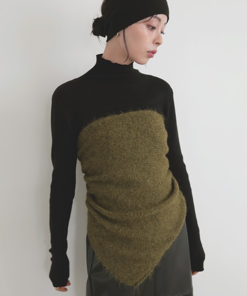 LIAN（リアン）の「トライアングルマルチニットストール（ストール/ショール・レディース・レッド/モカ/チャコールグレー/カーキ/アイボリー・FREE）」の5枚目の写真