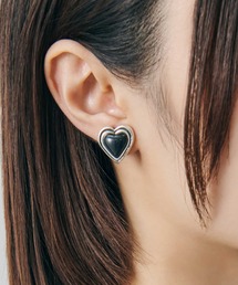ブラック ハート ピアス