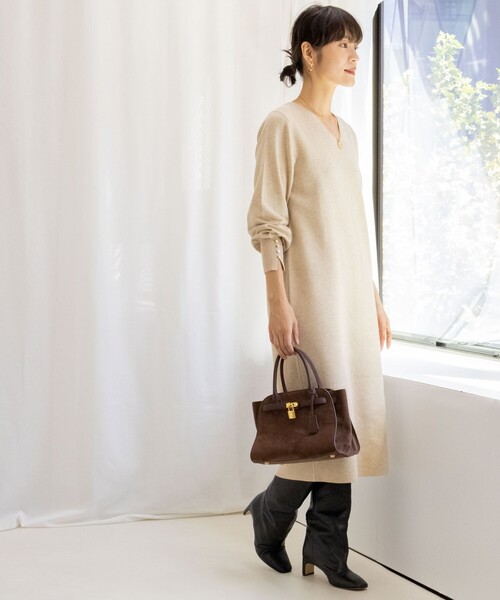 NOLLEY’S Sophi（ノーリーズソフィ）の「◇【WEB限定】ウォッシャブルラメ総針Vネックコクーンワンピース（ワンピース・レディース・キャメル/ライトグレー/ベージュ・36/38）」の17枚目の写真