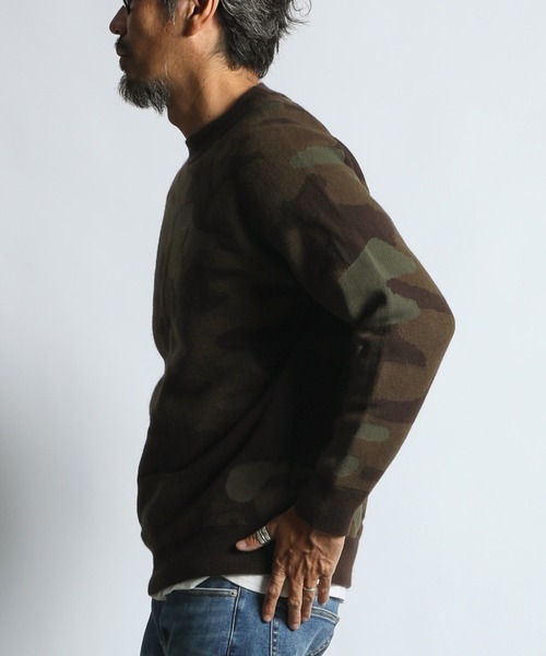 DOUBLE JACQUARD WOODLAND CAMO CREW KNIT：迷彩柄 カモフラージュ