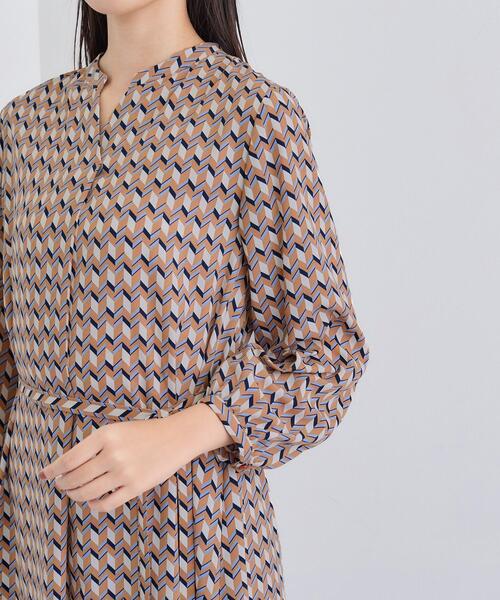 INDIVI（インディヴィ）の「【洗える／オリジナル柄】ジオメプリント フレアワンピース（ワンピース・レディース・キャメル/ブラック系・36/40/15 /13/05/38/19）」の12枚目の写真