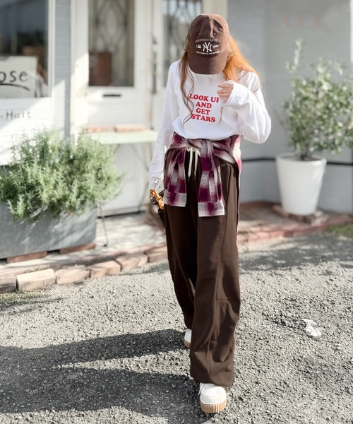 classicalelf（クラシカルエルフ）の「《AYA×クラシカルエルフコラボ》トップスと合わせて空港コーデ完成♪履くだけで“美脚バランス”！配色ウエストで差がつく、裏毛スウェットカーブパンツ（セットアップ可）（スウェットパンツ・レディース・アイボリー/チャコール/ブラウン・X-LARGE/SMALL/MEDIUM/LARGE）」の10枚目の写真