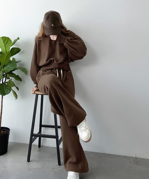 classicalelf（クラシカルエルフ）の「《AYA×クラシカルエルフコラボ》トップスと合わせて空港コーデ完成♪履くだけで“美脚バランス”！配色ウエストで差がつく、裏毛スウェットカーブパンツ（セットアップ可）（スウェットパンツ・レディース・アイボリー/チャコール/ブラウン・X-LARGE/SMALL/MEDIUM/LARGE）」の14枚目の写真