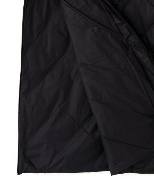 TAION(タイオン)の「TAION/タイオン/“SINGLE SNAP BUTTON" V NECK LONG DOWN GILET(ダウンベスト・レディース・オフホワイト/ブラック・S/M/L)」の18枚目の写真
