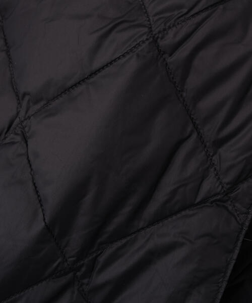 TAION(タイオン)の「TAION/タイオン/“SINGLE SNAP BUTTON" V NECK LONG DOWN GILET(ダウンベスト・レディース・オフホワイト/ブラック・S/M/L)」の22枚目の写真