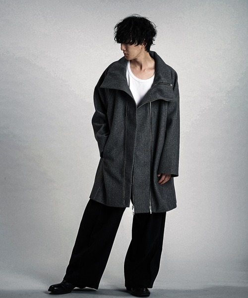 NO ID.（ノーアイディ）の「【NO ID.】Volume-Neck Riders Overcoat / ボリューム ネック ライダース オーバーコート（その他アウター・メンズ・グレー/ブラック・ONE SIZE）」の22枚目の写真