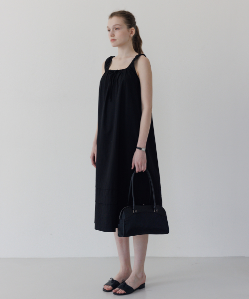 TTUDEMENT(トュードメント)の「SLEEVELESS LONG DRESS BLACK(ワンピース・レディース・その他・FREE)」の3枚目の写真