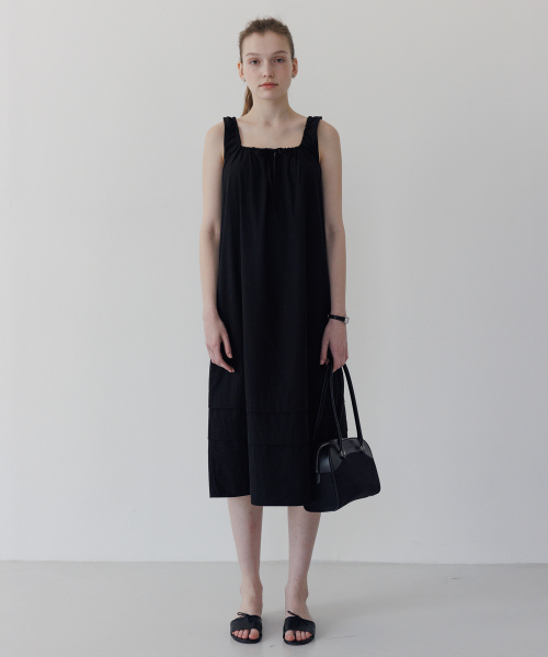TTUDEMENT(トュードメント)の「SLEEVELESS LONG DRESS BLACK(ワンピース・レディース・その他・FREE)」の4枚目の写真