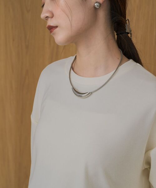 kivi（キヴィ）の「裾ベロアロンTee（Tシャツ/カットソー・レディース・ブラウン/ブラック/オフホワイト・FREE）」の6枚目の写真