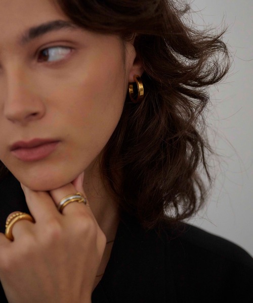 CENE（セネ）の「【CENE】セネ/インダストリアルサークルピアス（ピアス（両耳用）・レディース・ゴールド/シルバー・FREE）」の7枚目の写真