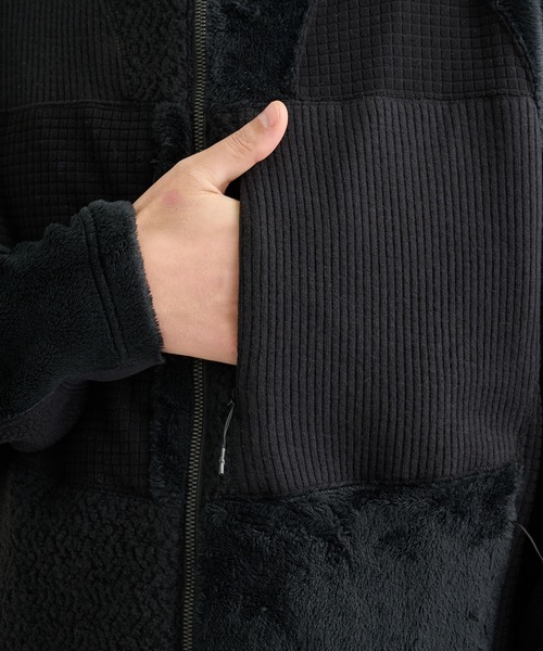 WHITE MOUNTAINEERING（ホワイトマウンテニアリング）の「【White Mountaineering / ホワイトマウンテニアリング】POLARTEC FLEECE ZIP UP BLOUSON（ブルゾン・メンズ・ブラック・2/1）」の10枚目の写真