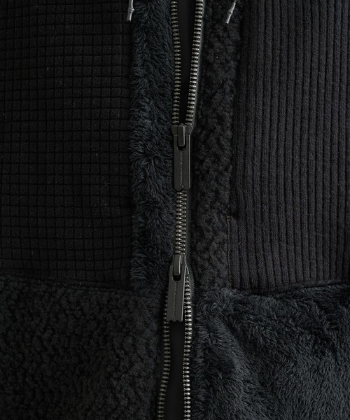 WHITE MOUNTAINEERING（ホワイトマウンテニアリング）の「【White Mountaineering / ホワイトマウンテニアリング】POLARTEC FLEECE ZIP UP BLOUSON（ブルゾン・メンズ・ブラック・2/1）」の2枚目の写真