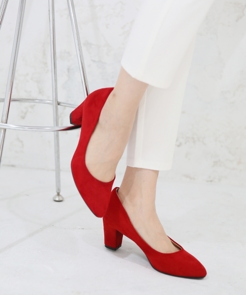 LEPSIM(レプシィム)の「チャンキーヒールパンプスSS 710788(パンプス・レディース・ブラック/グレイッシュベージュ/レッド/カモフラージュ・SMALL/LARGE/MEDIUM)」の4枚目の写真