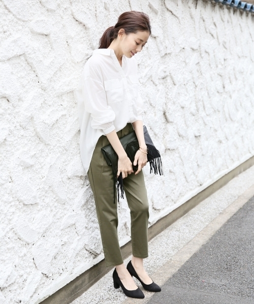 LEPSIM(レプシィム)の「チャンキーヒールパンプスSS 710788(パンプス・レディース・ブラック/グレイッシュベージュ/レッド/カモフラージュ・SMALL/LARGE/MEDIUM)」の5枚目の写真