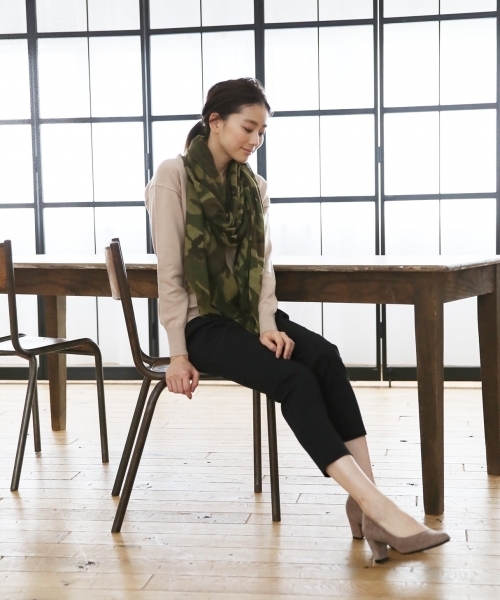 LEPSIM(レプシィム)の「チャンキーヒールパンプスSS 710788(パンプス・レディース・ブラック/グレイッシュベージュ/レッド/カモフラージュ・SMALL/LARGE/MEDIUM)」の9枚目の写真