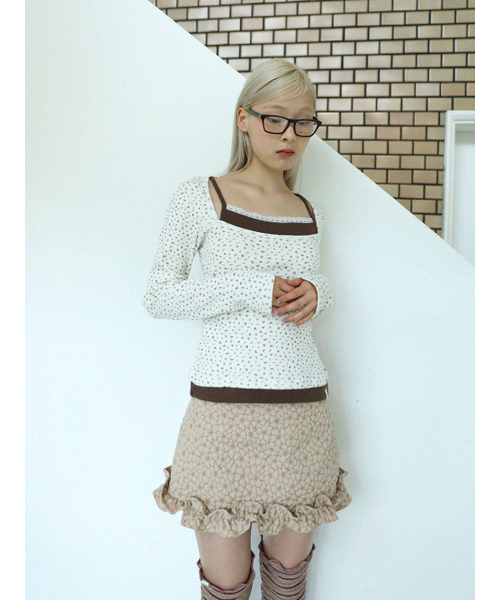 UGLY SHADOW(アグリーシャドウ)の「フラワーラッフルミニスカート(ベージュ)(スカート・レディース・その他・SMALL/MEDIUM)」の2枚目の写真