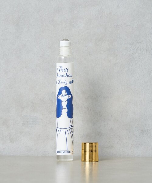BIRTHDAY BAR（バースデイバー）の「EHWA×BIRTHDAYBAR　Petit Chouchou　ロールオントワレ（香水・レディース・ブルー/レッド/グリーン・0）」の9枚目の写真