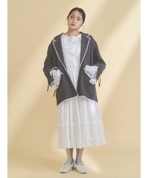 merry jenny（メリージェニー）の「lace slit ribbon jacket（テーラードジャケット・レディース・グレー/ブラック・FREE）」の4枚目の写真