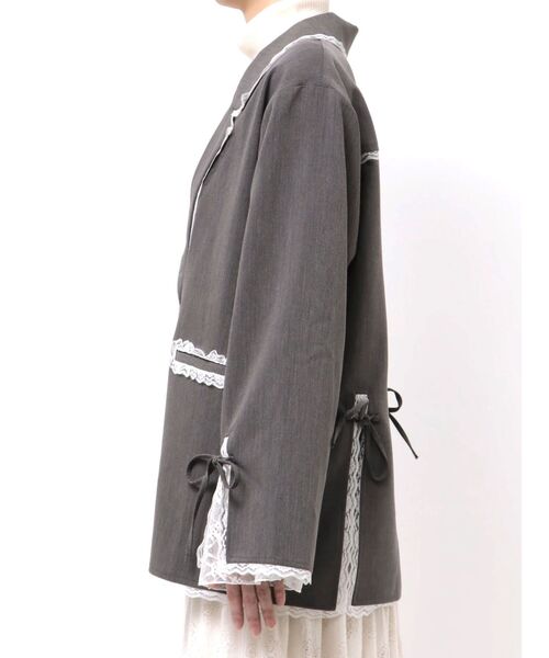 merry jenny(メリージェニー)の「lace slit ribbon jacket(テーラードジャケット・レディース・グレー/ブラック・FREE)」の5枚目の写真